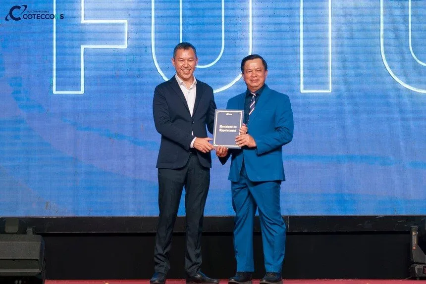 Phần thưởng cho “người ở lại” tại Coteccons: CEO Võ Hoàng Lâm có thu nhập 700 triệu đồng/tháng, gấp 46,5 lần Chủ tịch - Ảnh 1.
